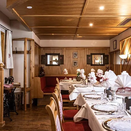 فندق Bergland Superior 3*