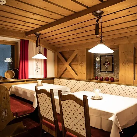 Bergland Superior Hotel Sankt Leonhard im Pitztal