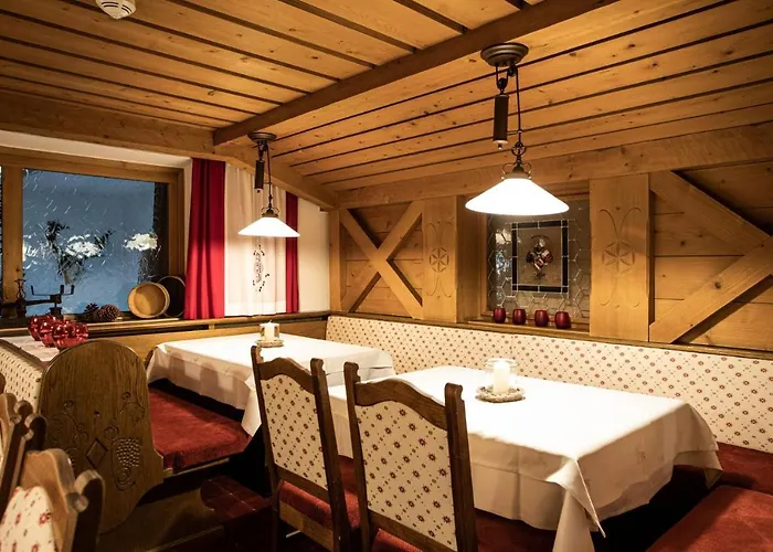 Bergland Superior Hotel Sankt Leonhard im Pitztal